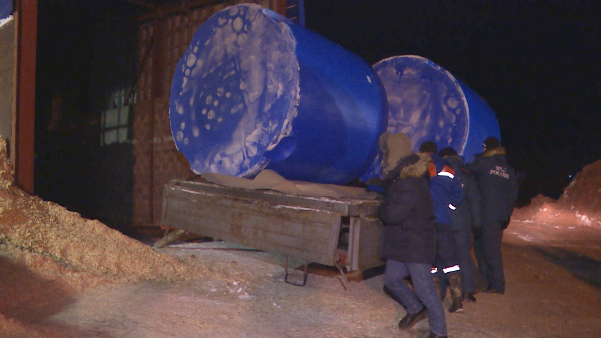 Чтобы не замерз поселок. В Заплюсье начались работы по подключению мобильной котельной