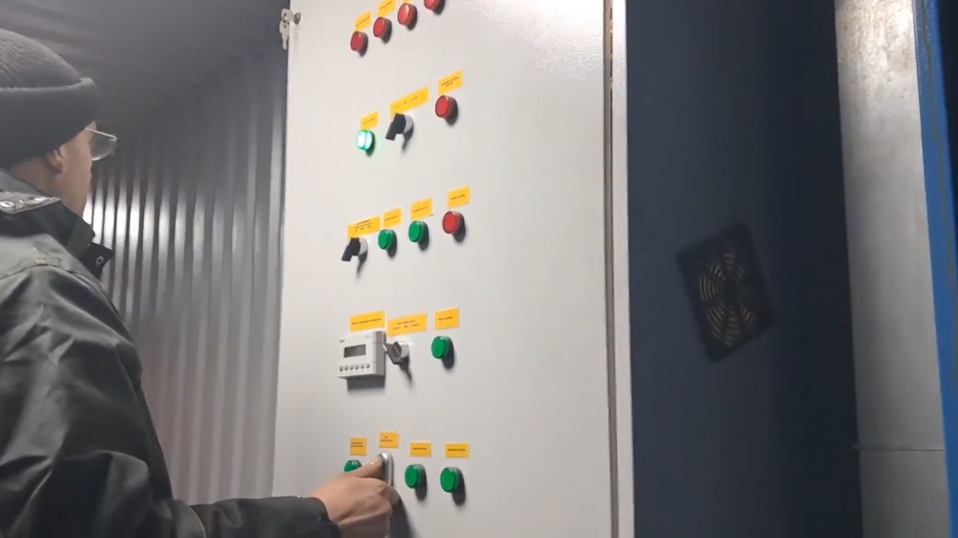 Тепло возвращается. В Заплюсье запустили новую котельную, а в Полоное школа возобновляет работу