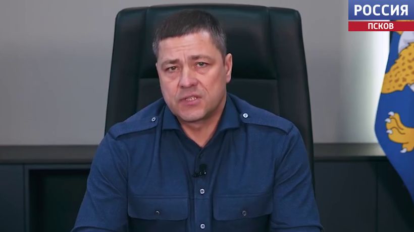 Михаил Ведерников: очереди на заправках в Псковской области сократились благодаря новым правилам