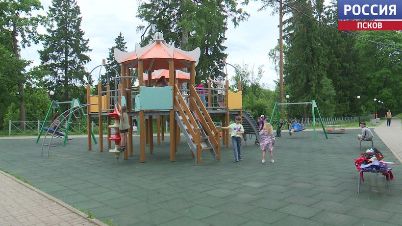 От набережной до детской площадки: как в Стругах Красных преображаются общественные территории