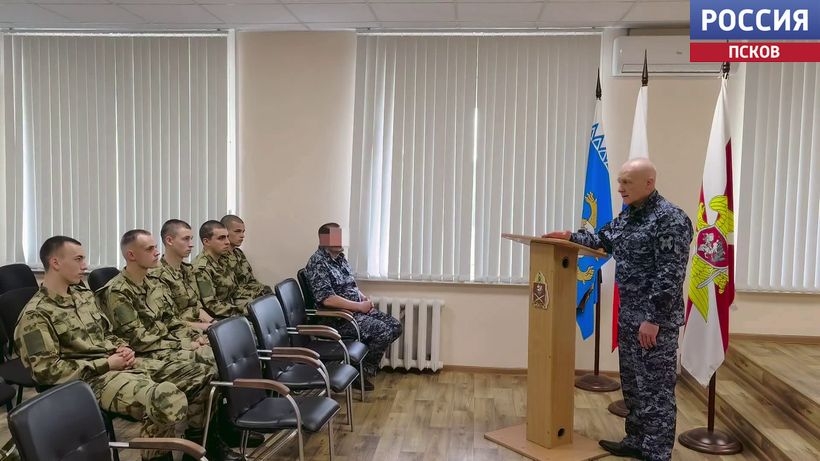 Призывники из Псковской области отправились охранять важные государственные объекты