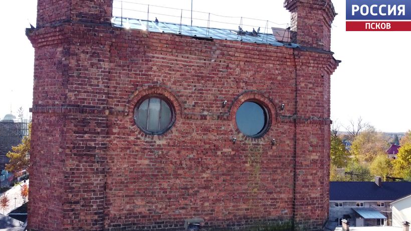 Суд изъял Печорскую водонапорную башню у предпринимателя за отказ от реставрации