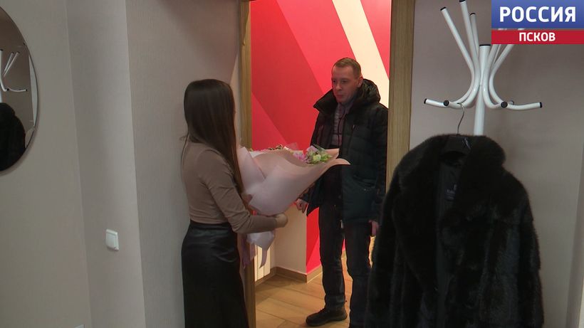 Полиция предупреждает: "бесплатные" цветы к 8 марта могут обернуться кражей денег