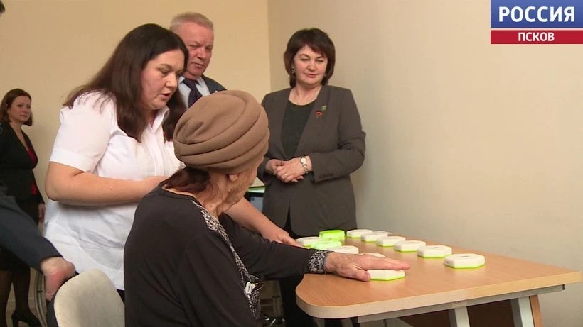 Компьютерные игры для старшего поколения. Подопечные соцгородка осваивают новое оборудование