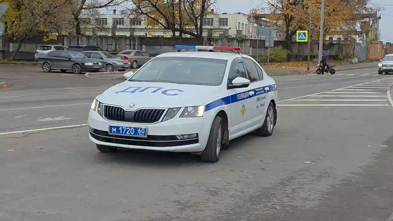 День судебного пристава: как в Псковской области искали машины должников