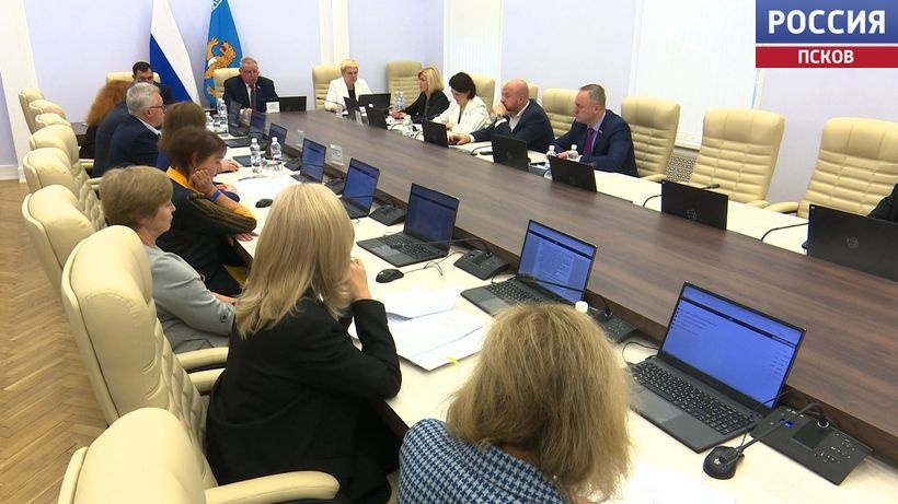 Псковские депутаты обсудили налоговую льготу для продавцов жилья для сирот