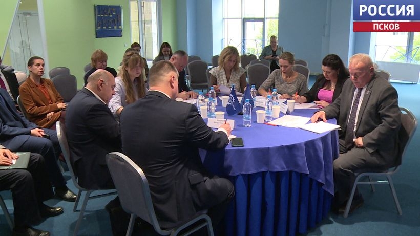 В Пскове подвели итоги регионального этапа премии "Человек труда"