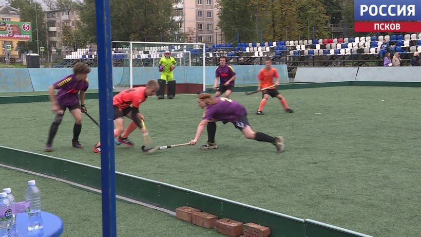 В Пскове стартовал второй тур чемпионата России по хоккею на траве 5х5