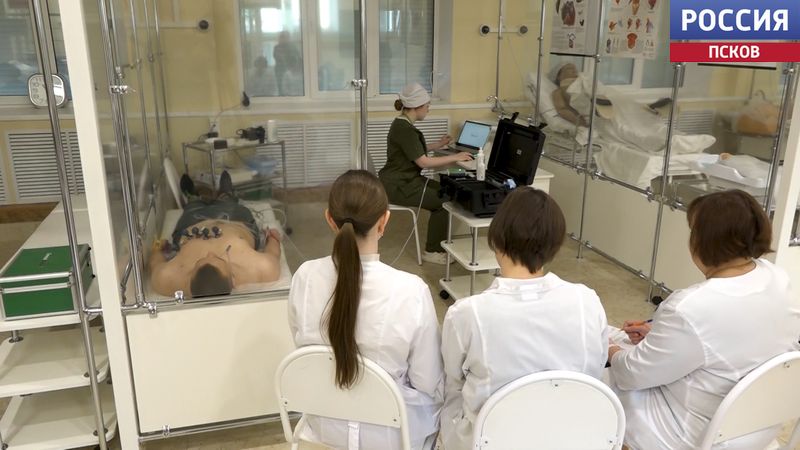 Студенты из Великих Лук борются за победу в Чемпионате высоких технологий